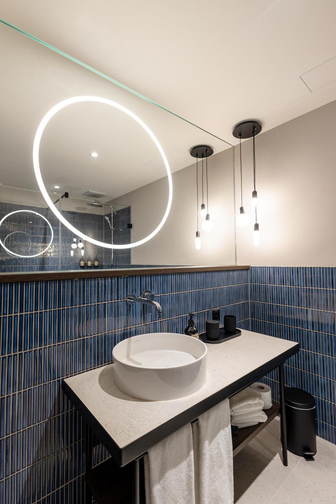 The Yarn Hotel Horgen Room photo